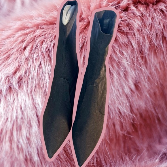 NWT Stuart Weitzman Black Micro Axiom Stretch Knit Ankle
Booties Size 11.5 - Picture 6 of 16